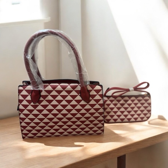 Savvy Handbags - SOLDxxxxxx